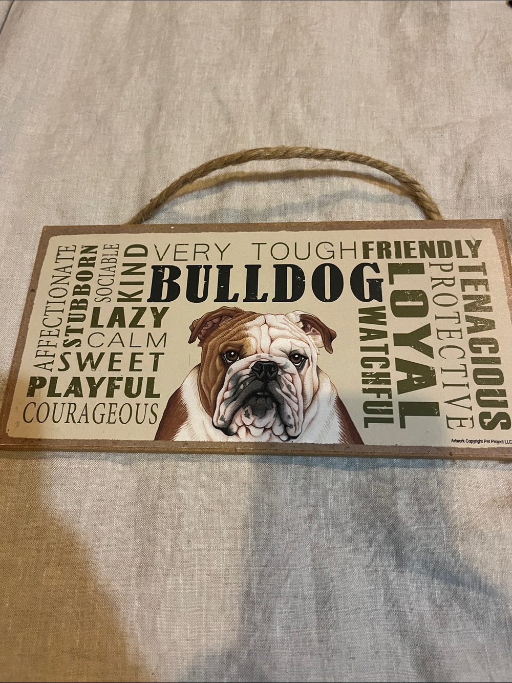 Bulldog Wall Plaque Sign - Brown & Cream